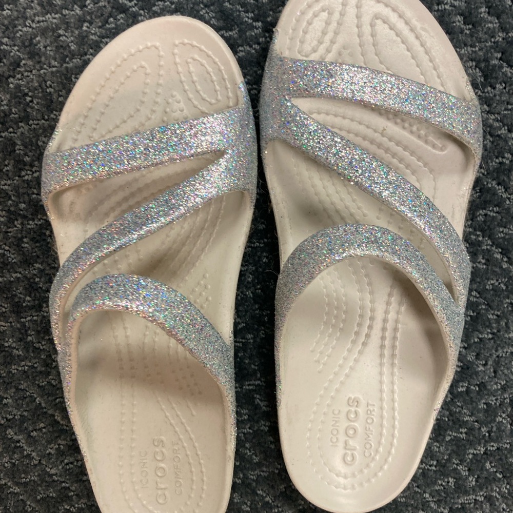 Crocs Women's Kadee Ii Flip Flop Sandal Glitter Silver